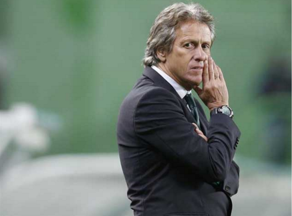 Jorge Jesus diz que foram os responsáveis do Benfica que «geraram este fumo»