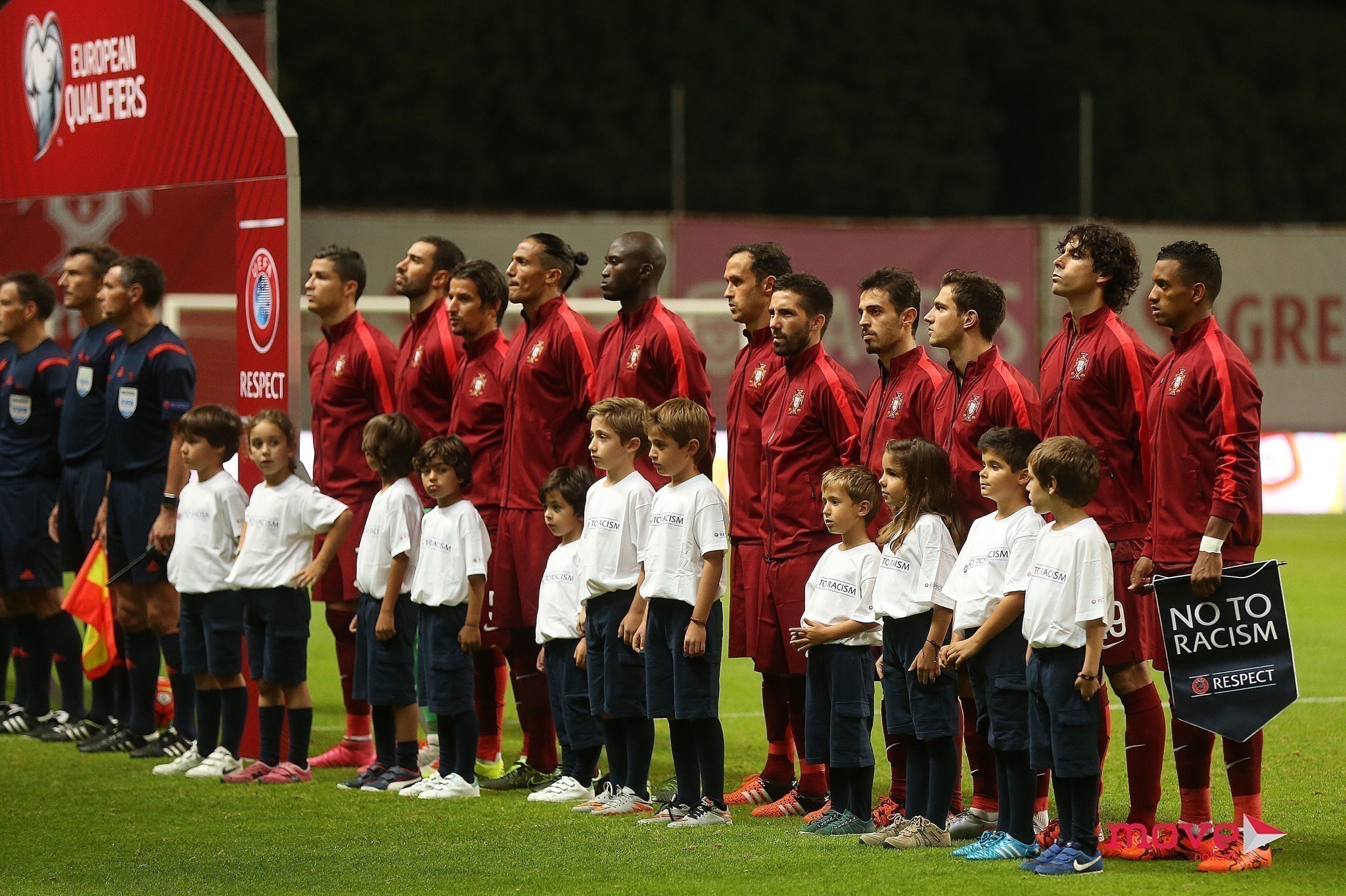 Internacional português pede para sair