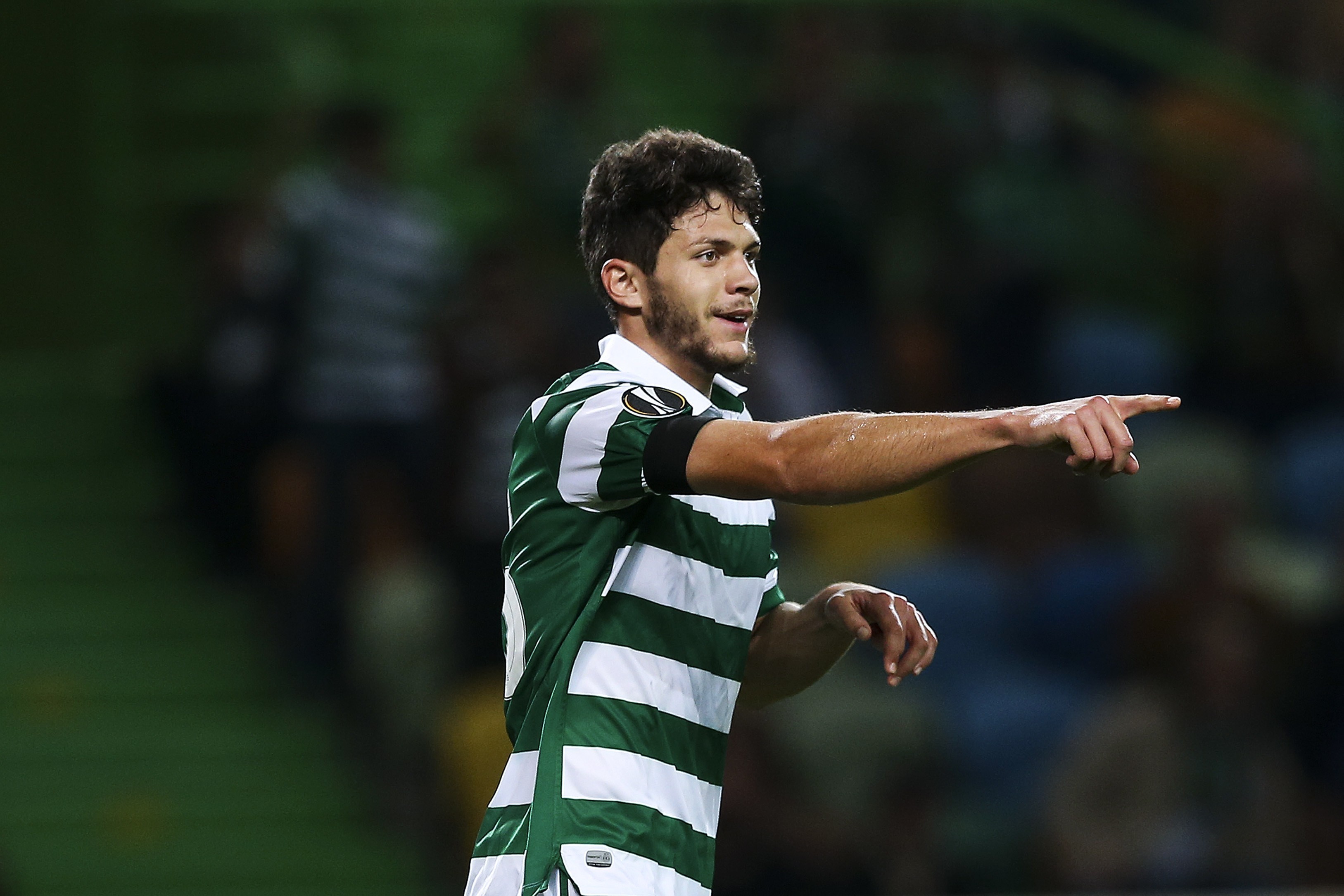 OFICIAL: Tobias Figueiredo