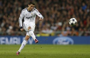 Ronaldo tinha vergonha do seu remate e “escondia-se” para treinar