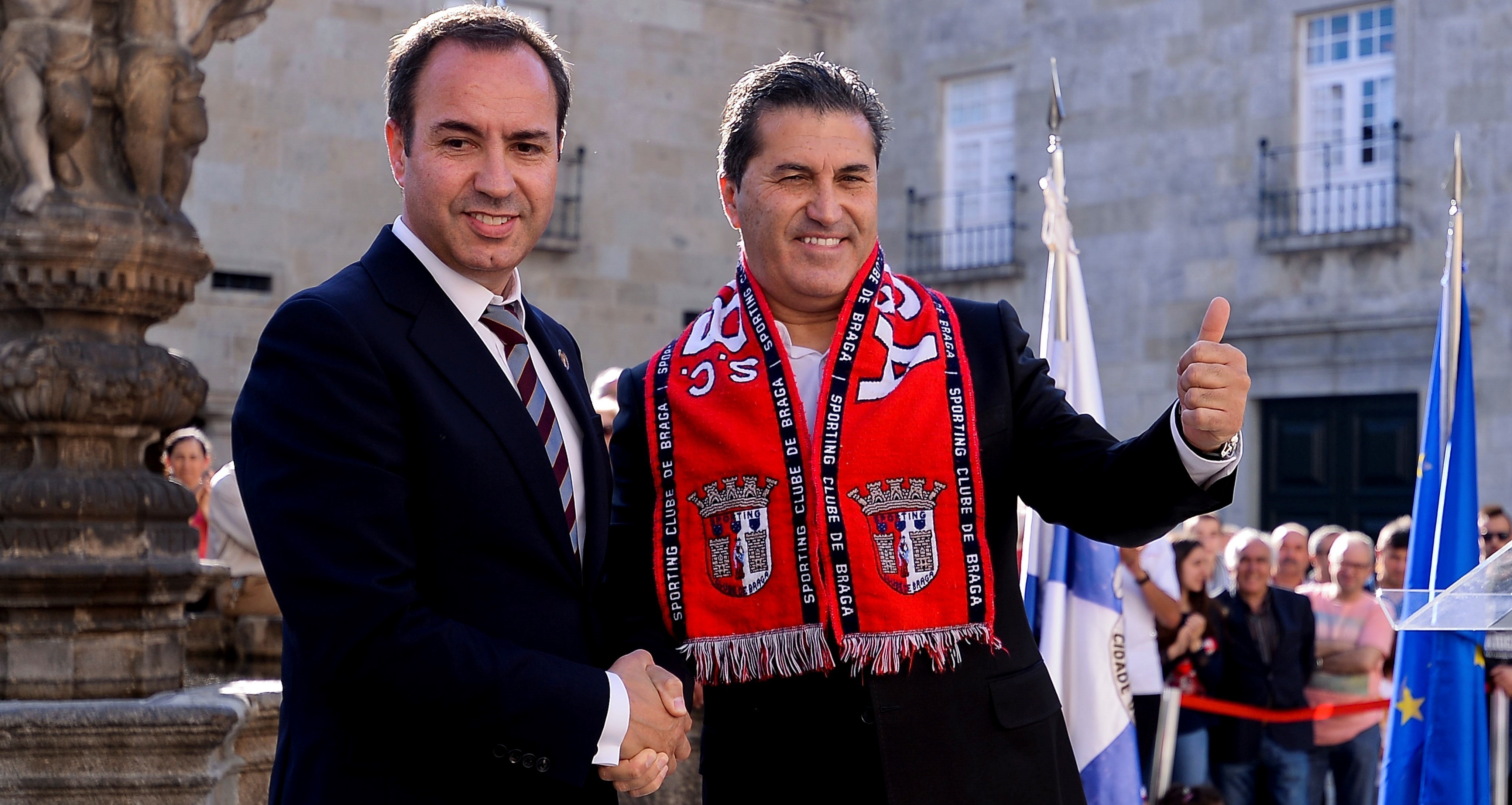 SC Braga interessado em dois médios do Benfica