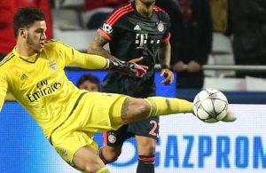 Ederson explicou o “segredo” dos pontapés longos