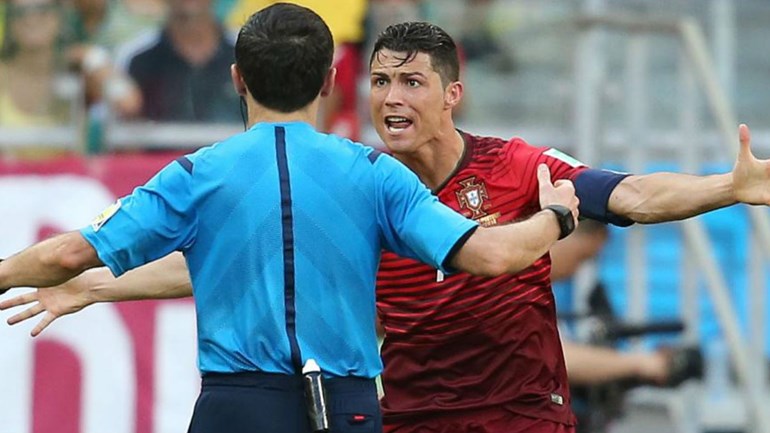 Há 95 mudanças nas regras do futebol!