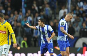 Maicon confessa: «Eu não queria jogar contra o Arouca»