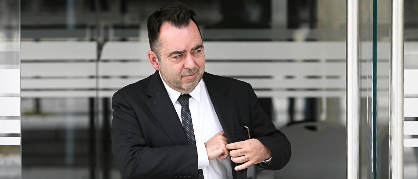 OFICIAL: Carlos Freitas