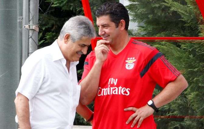 Benfica contrata internacional colombiano para suceder a Renato Sanches