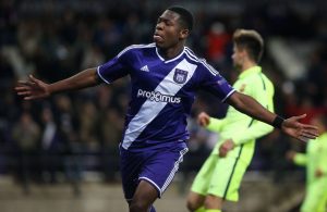 OFICIAL: Marselha garante empréstimo de Leya Iseka