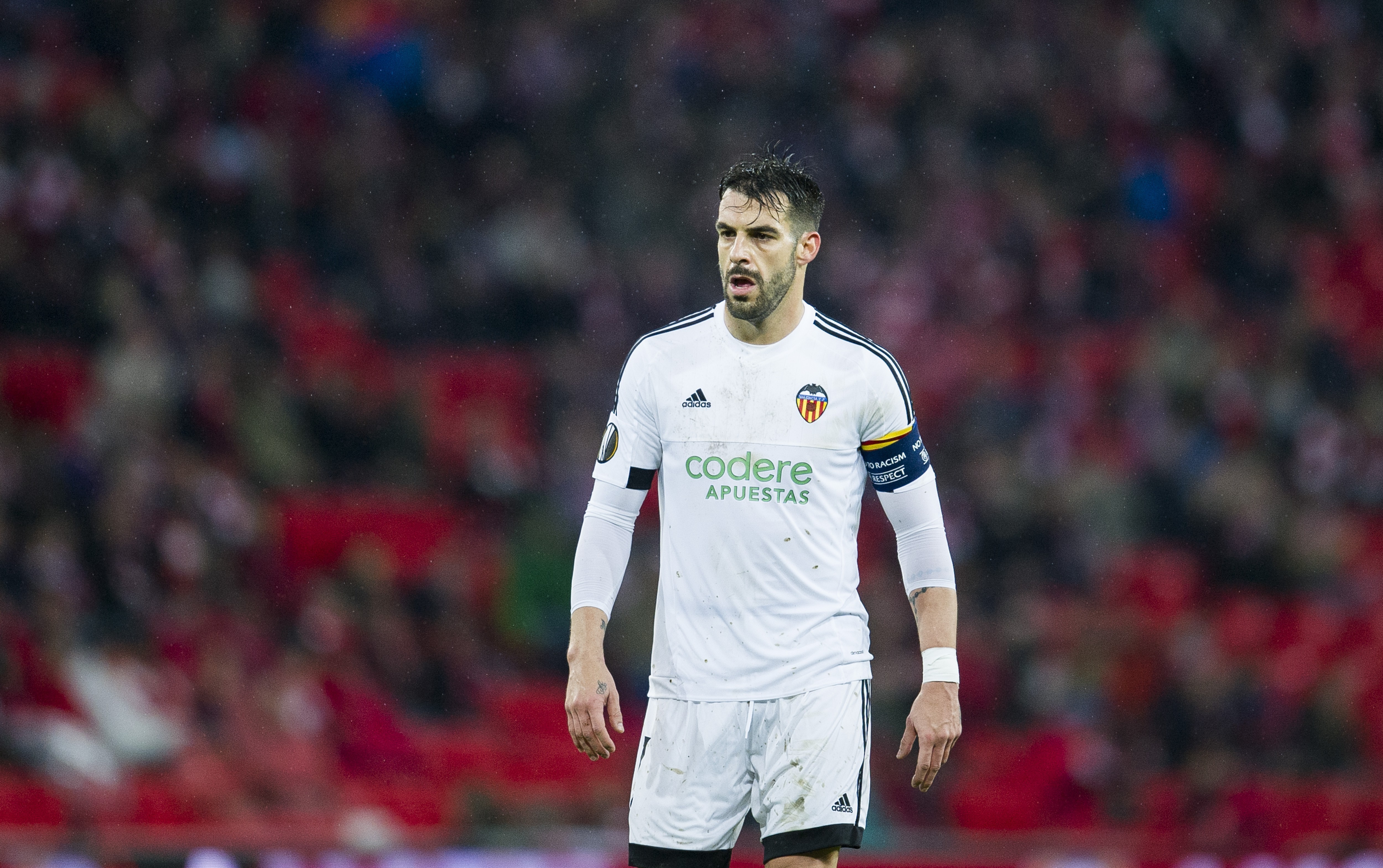 Besiktas confirma interesse em internacional espanhol