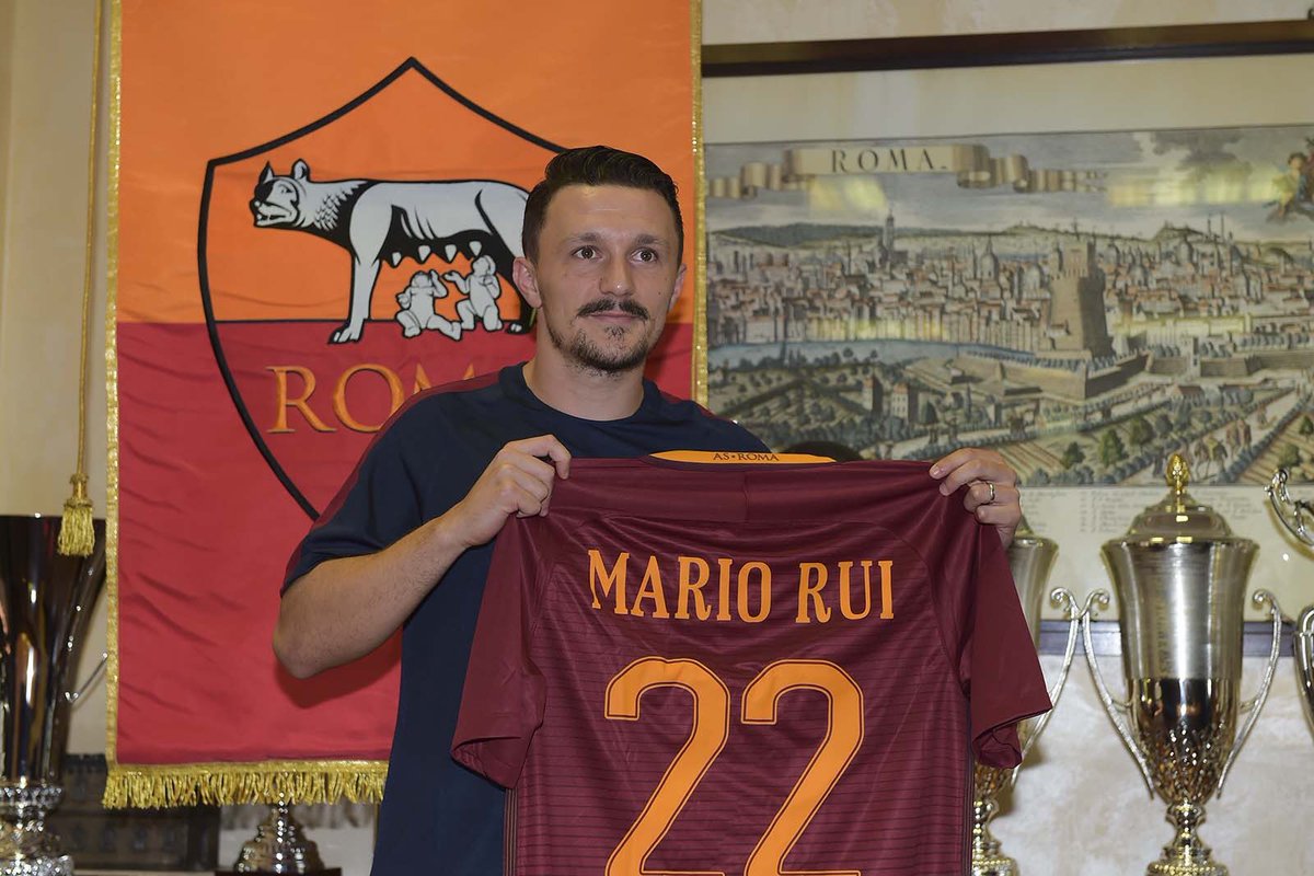 Mário Rui sofre lesão grave e arrisca paragem muito prolongada