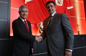 “Deviam ter mais respeito por Rui Vitória”