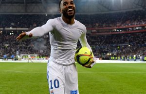PSG vai avançar por Alexandre Lacazette