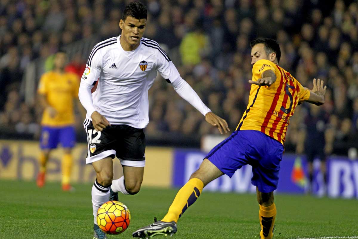 Danilo já está em Lisboa e vai assinar pelo Benfica