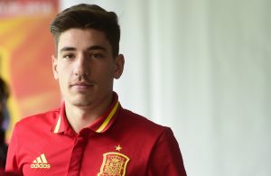 Barcelona leva nega de Héctor Bellerín