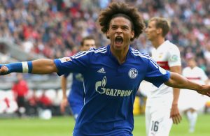 Leroy Sané já está em Manchester para assinar pelo City