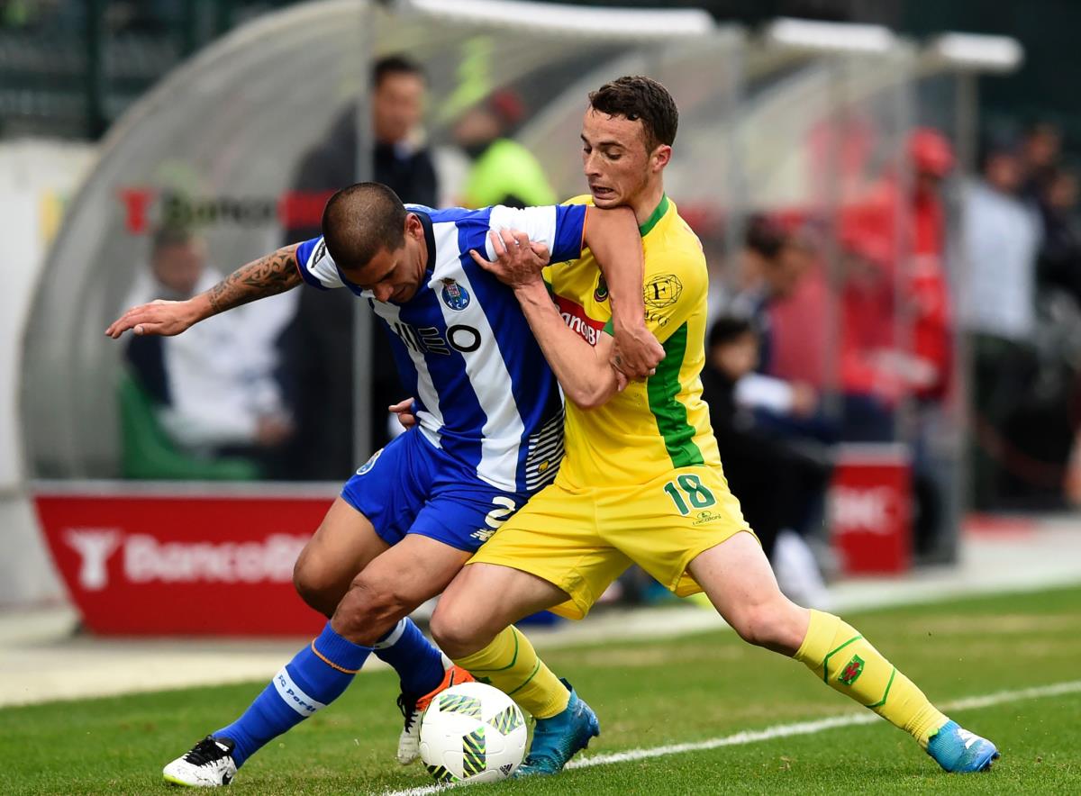 FC Porto negoceia Diogo Jota