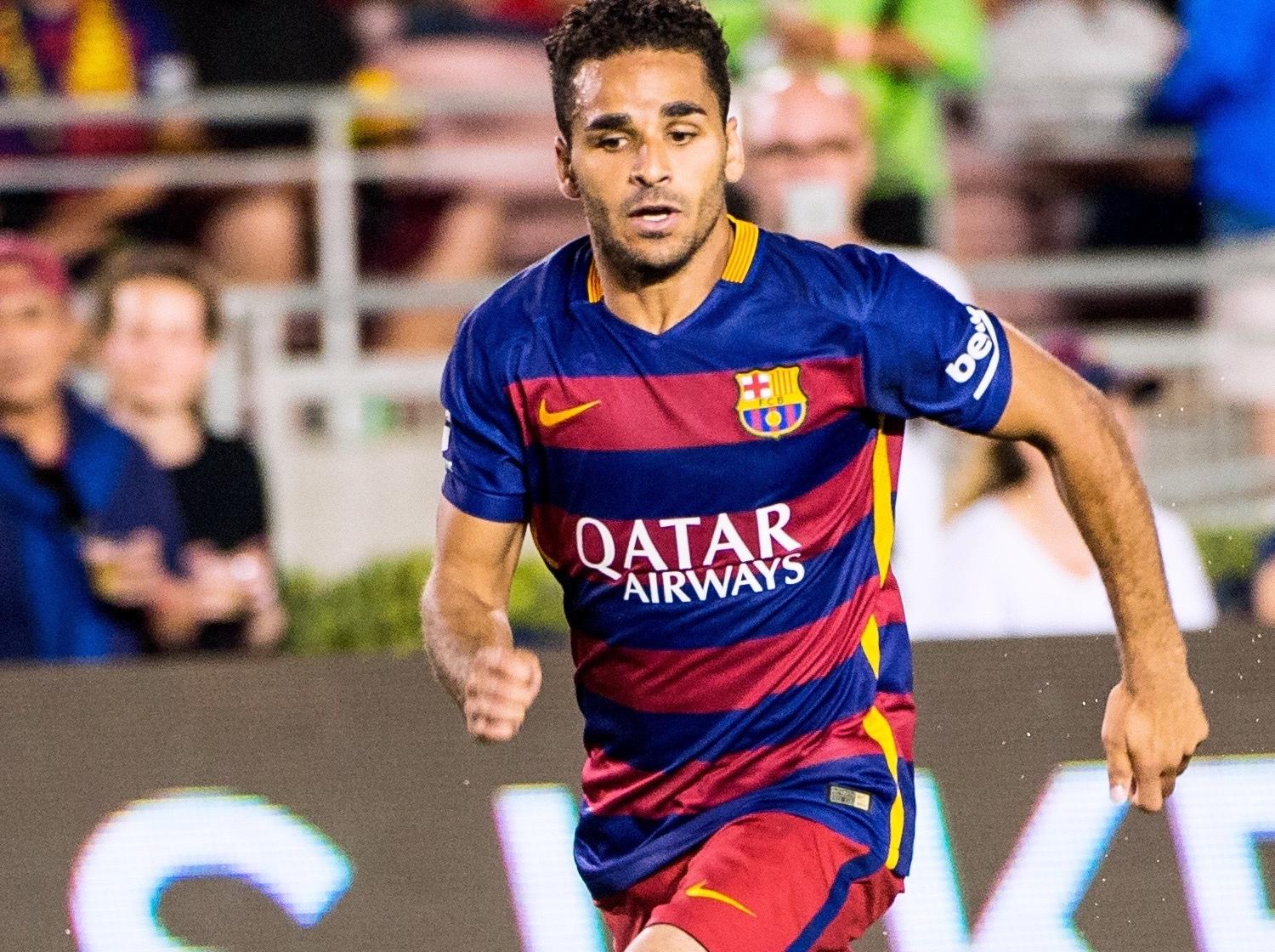 Benfica garante Douglas