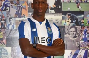 OFICIAL: Boly assina pelo FC Porto