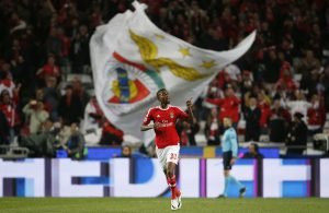 Besiktas confirma que quer Anderson Talisca