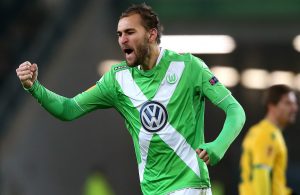 Sporting ganha concorrência por Bas Dost