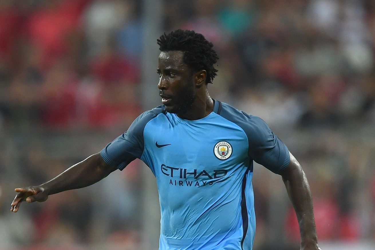 OFICIAL: Bony emprestado ao Stoke City