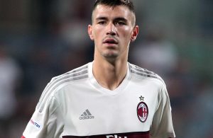 AC Milan recusa proposta milionária do Chelsea por Alessio Romagnoli