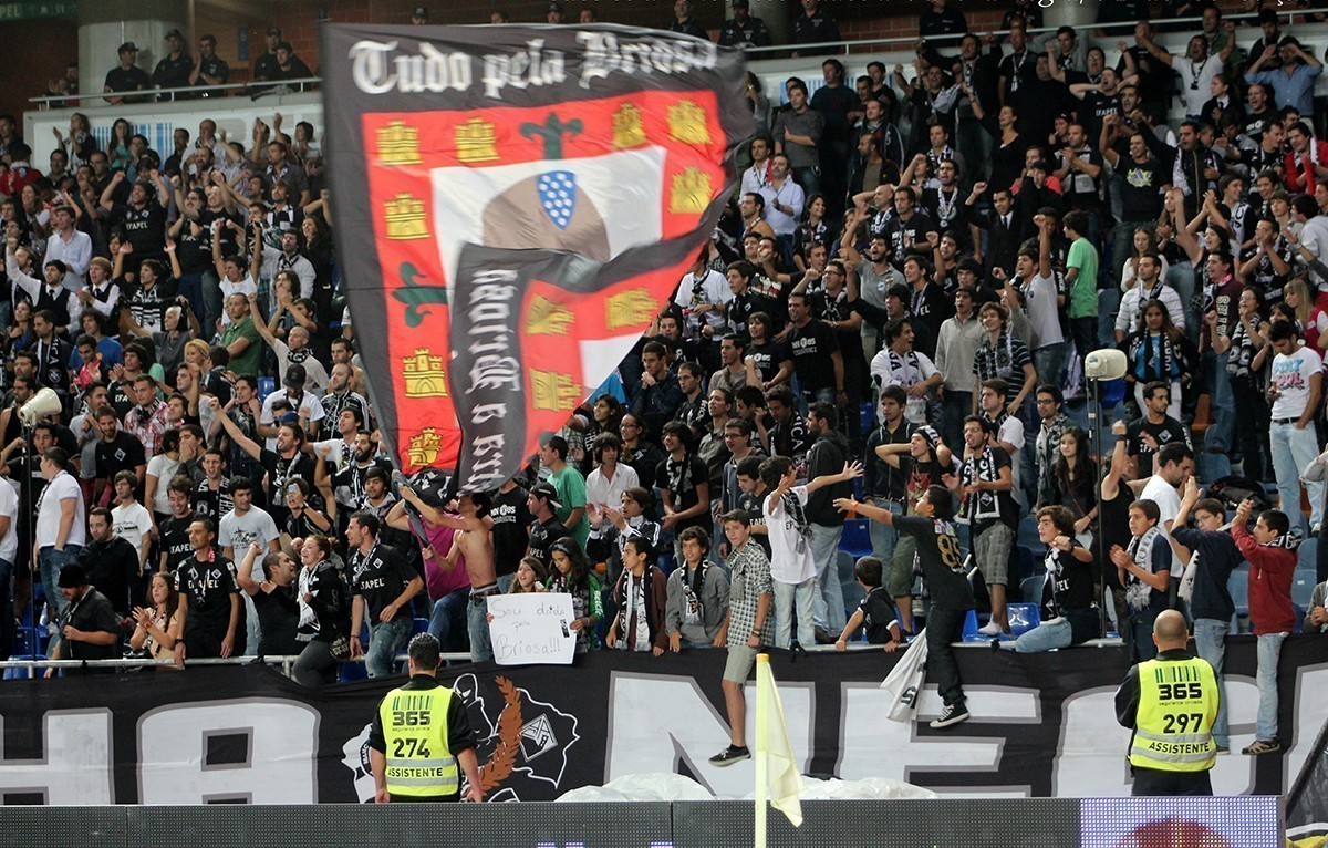 Académica estreia-se a vencer no regresso à II Liga