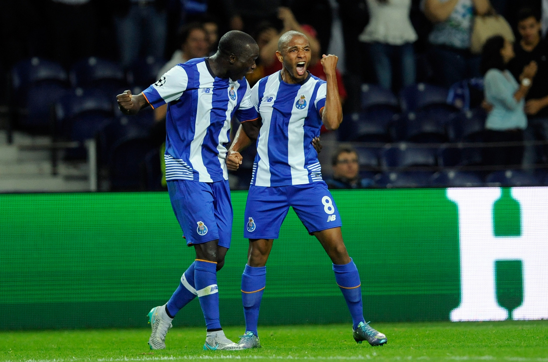 FC Porto vence 5-0 Vitória FC