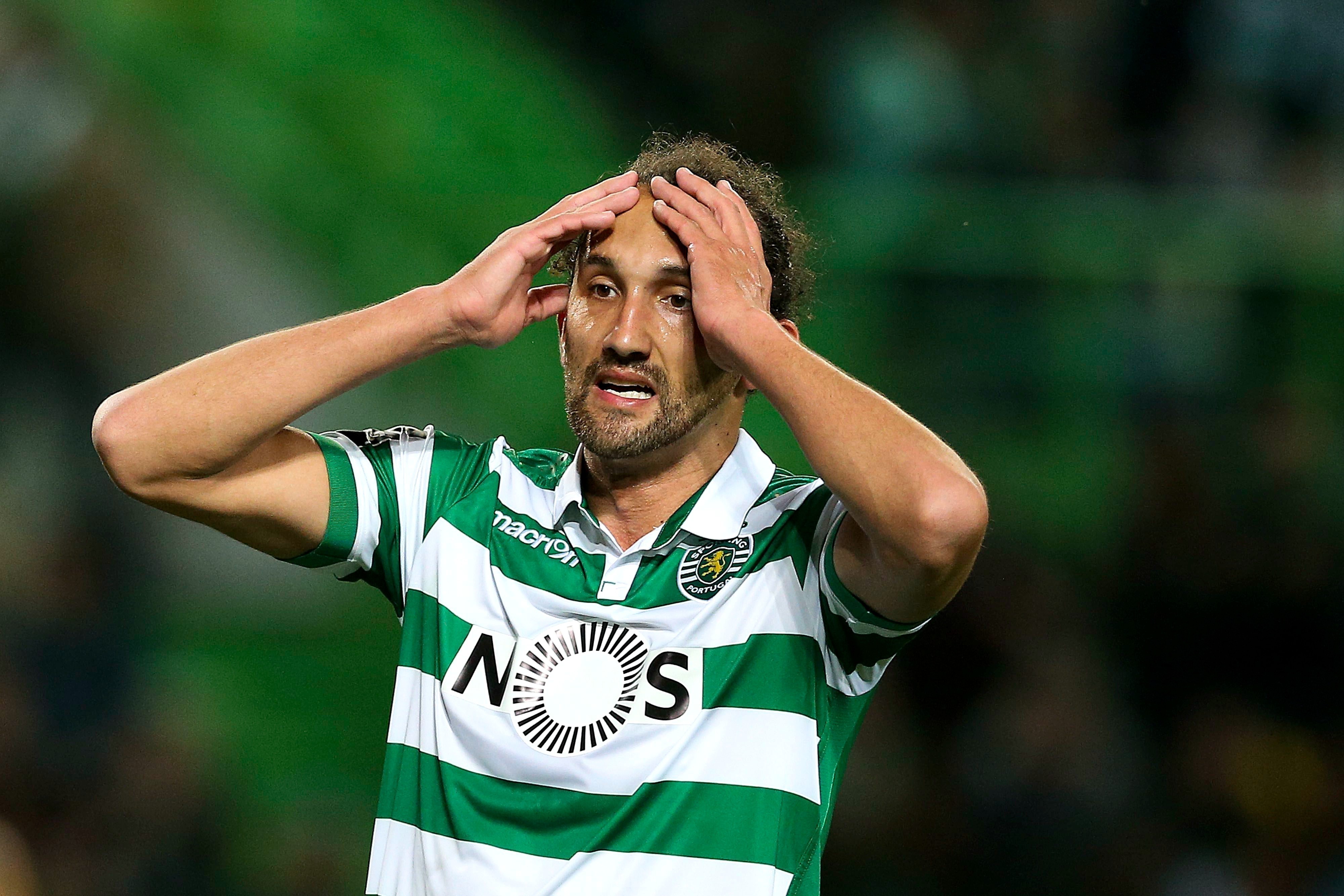 OFICIAL: Barcos emprestado ao Vélez