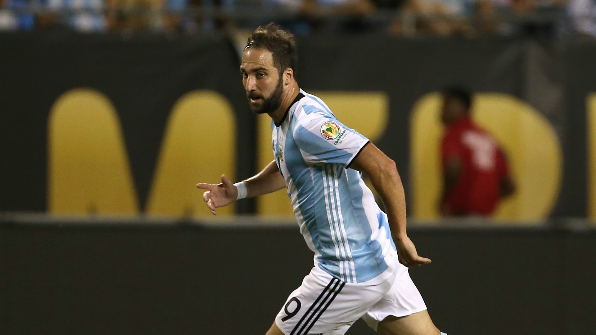 Gonzalo Higuaín de fora dos convocados da Argentina no regresso de Messi