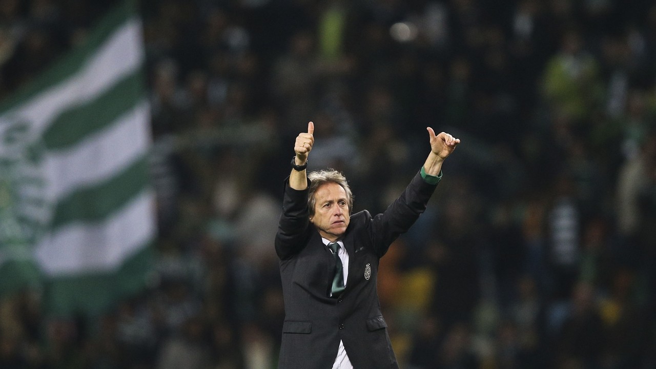 Sporting vence no Bonfim e está nos quartos