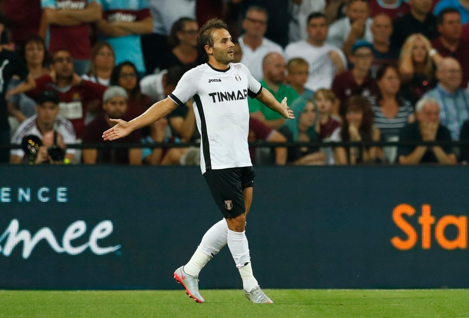 Jogador português causa a surpresa do dia na Liga Europa