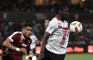 Éder cala adeptos franceses de forma brilhante