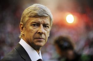Wenger garante que vai treinar outro clube na próxima época, caso saia do Arsenal