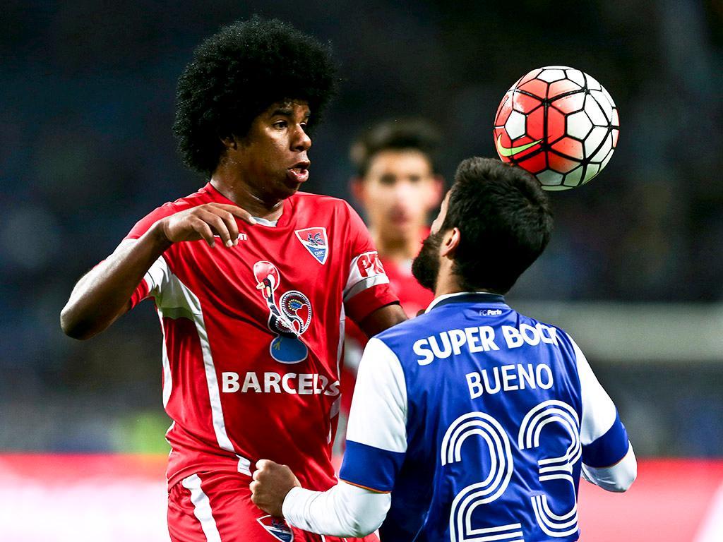 Jogador do GIl Vicente despedido por falsificar a idade