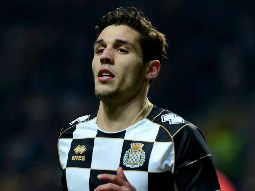 Promissor lateral português revela que recusou o Benfica no último defeso