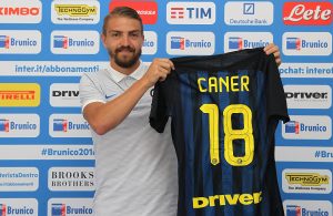 Caner Erkin acusa Frank de Boer de racismo