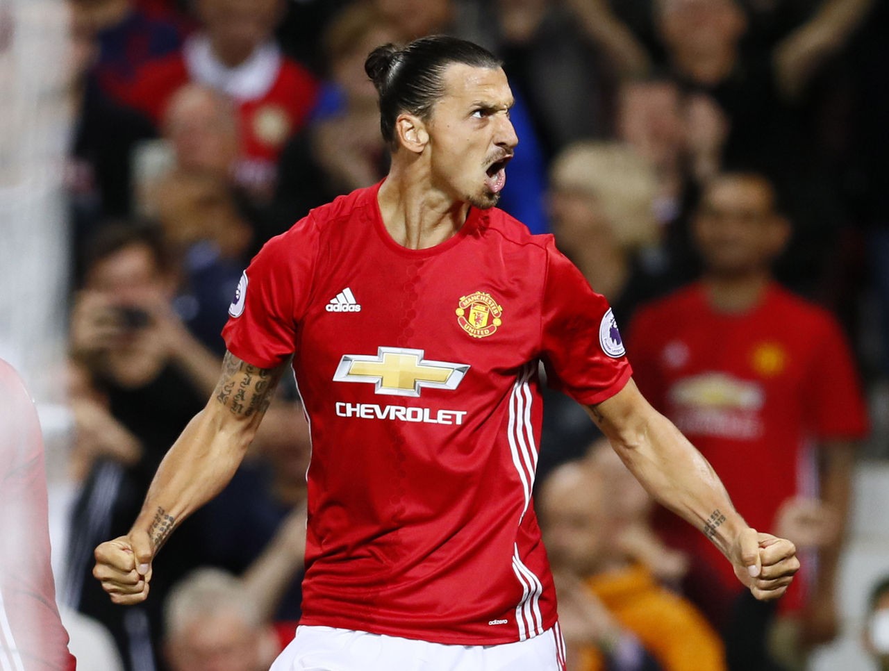 Mino Raiola revela que Ibrahimovic pediu Pogba para o Manchester United