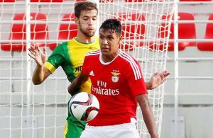 Custou 2,8 milhões ao Benfica, pouco jogou e “retirou-se” um ano depois