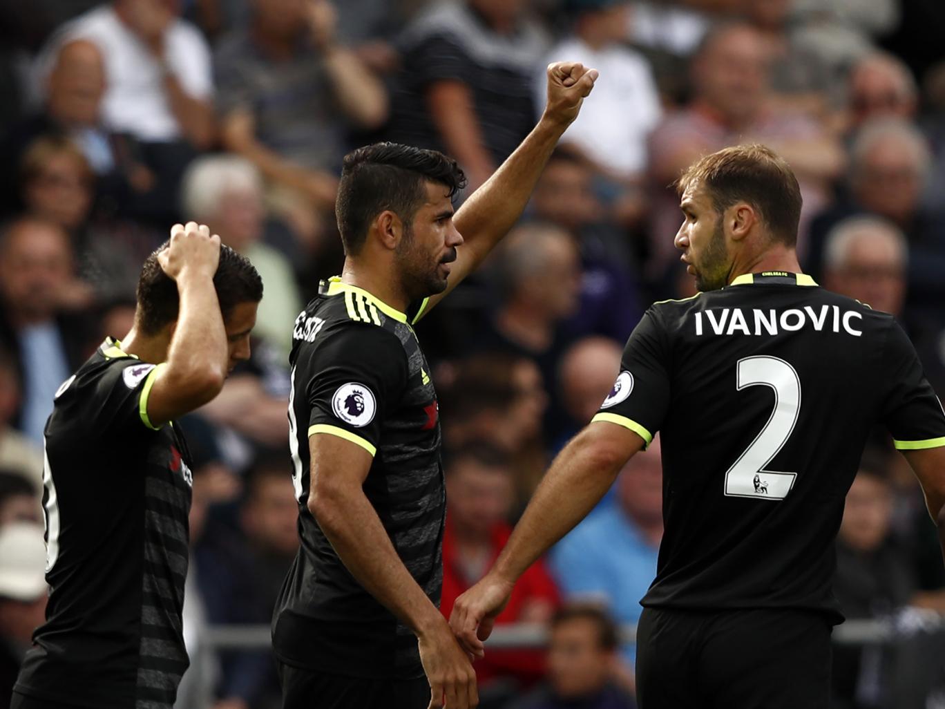 Chelsea escorrega no País de Gales