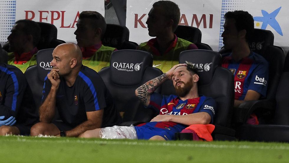 Lionel Messi é baixa durante três semanas