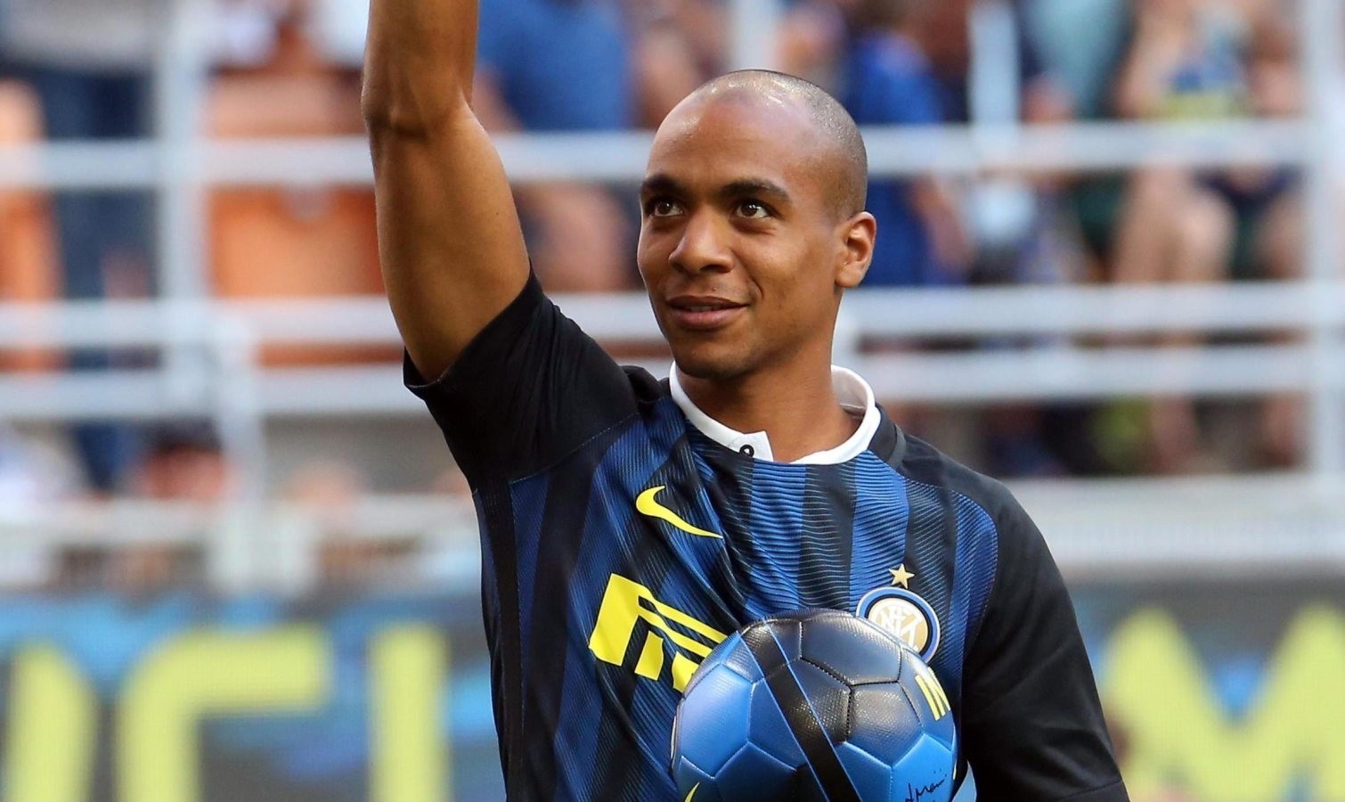 João Mário não foi inscrito na Liga Europa