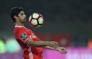 Carlo Ancelotti quer contratar Gonçalo Guedes