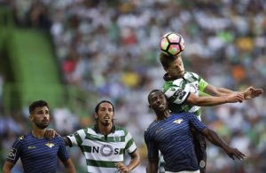 Sporting vence de forma categórica e mantém a liderança da liga