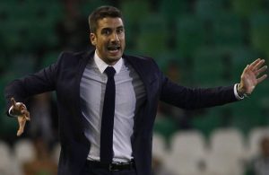 OFICIAL: Julio Velázquez já tem novo clube