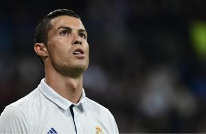 Cristiano Ronaldo arrasado por meter o pé onde não devia