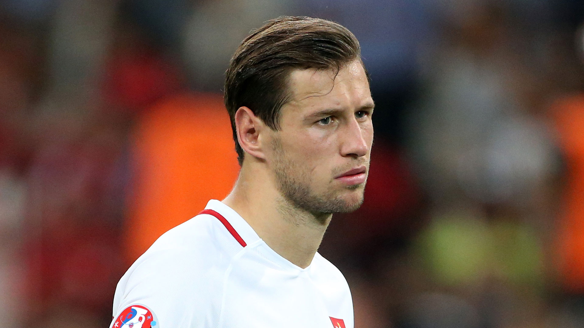 Unai Emery considera que Krychowiak é um dos cinco melhores médios do mundo