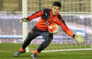 OFICIAL: João Virgínia assina contrato profissional com o Arsenal