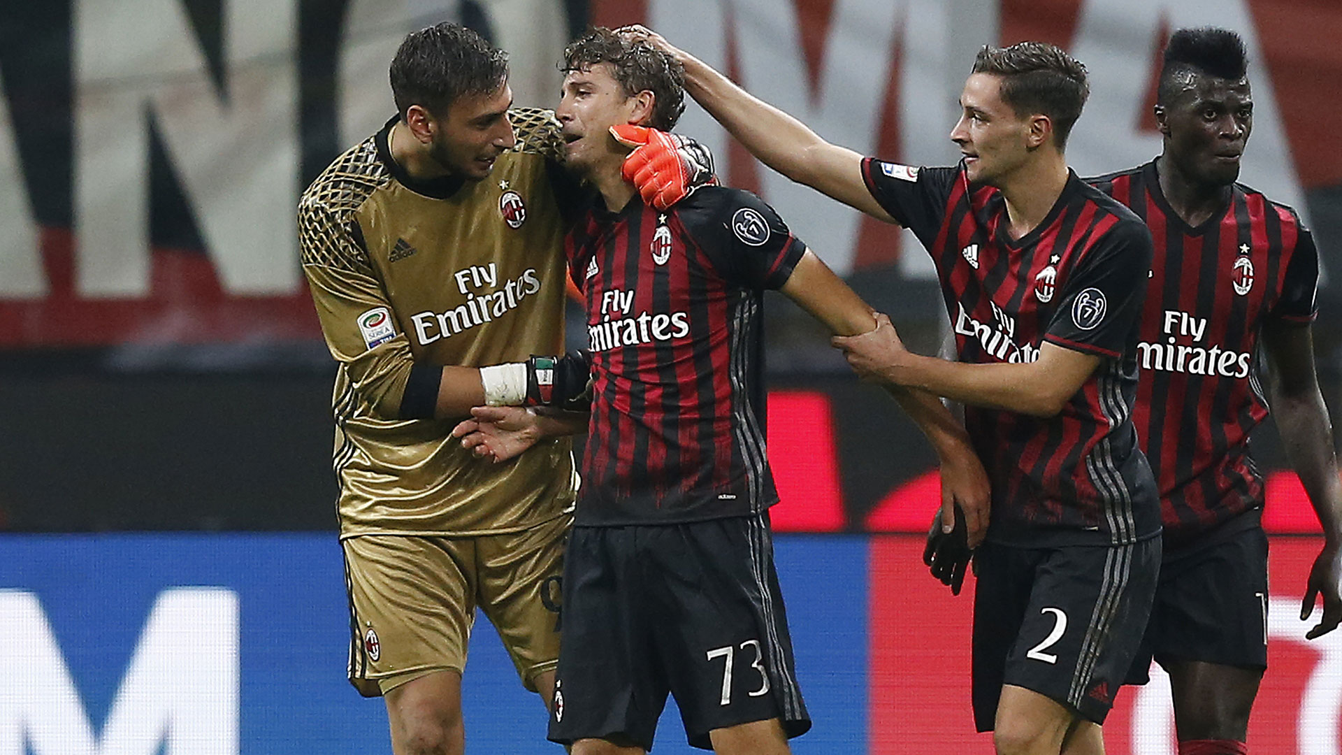 Milan vence clássico com a Juventus