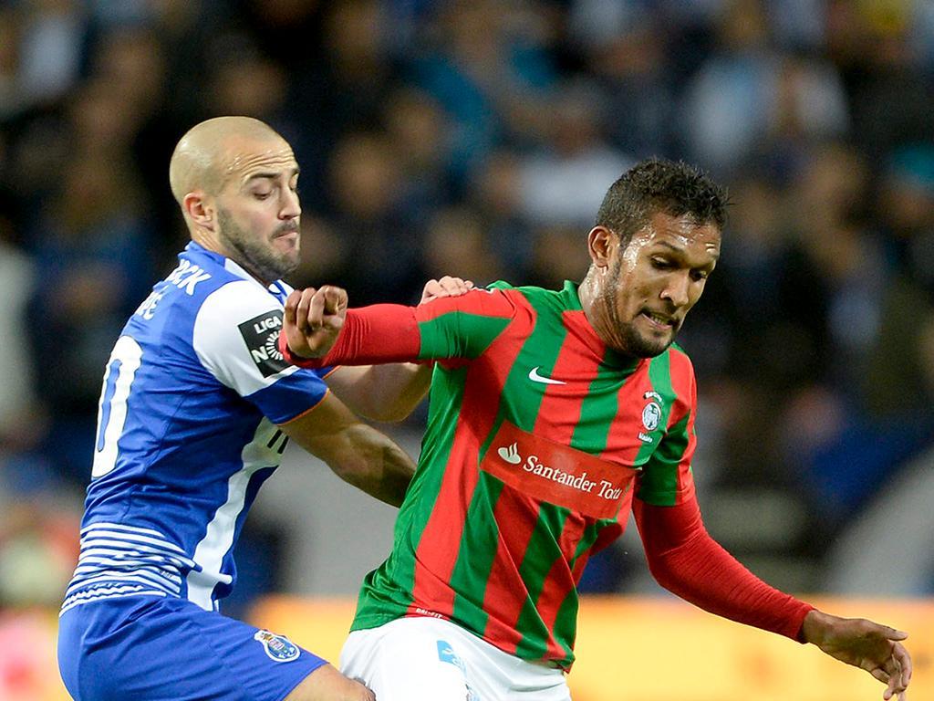 Goleador do Marítimo suspenso por nove meses