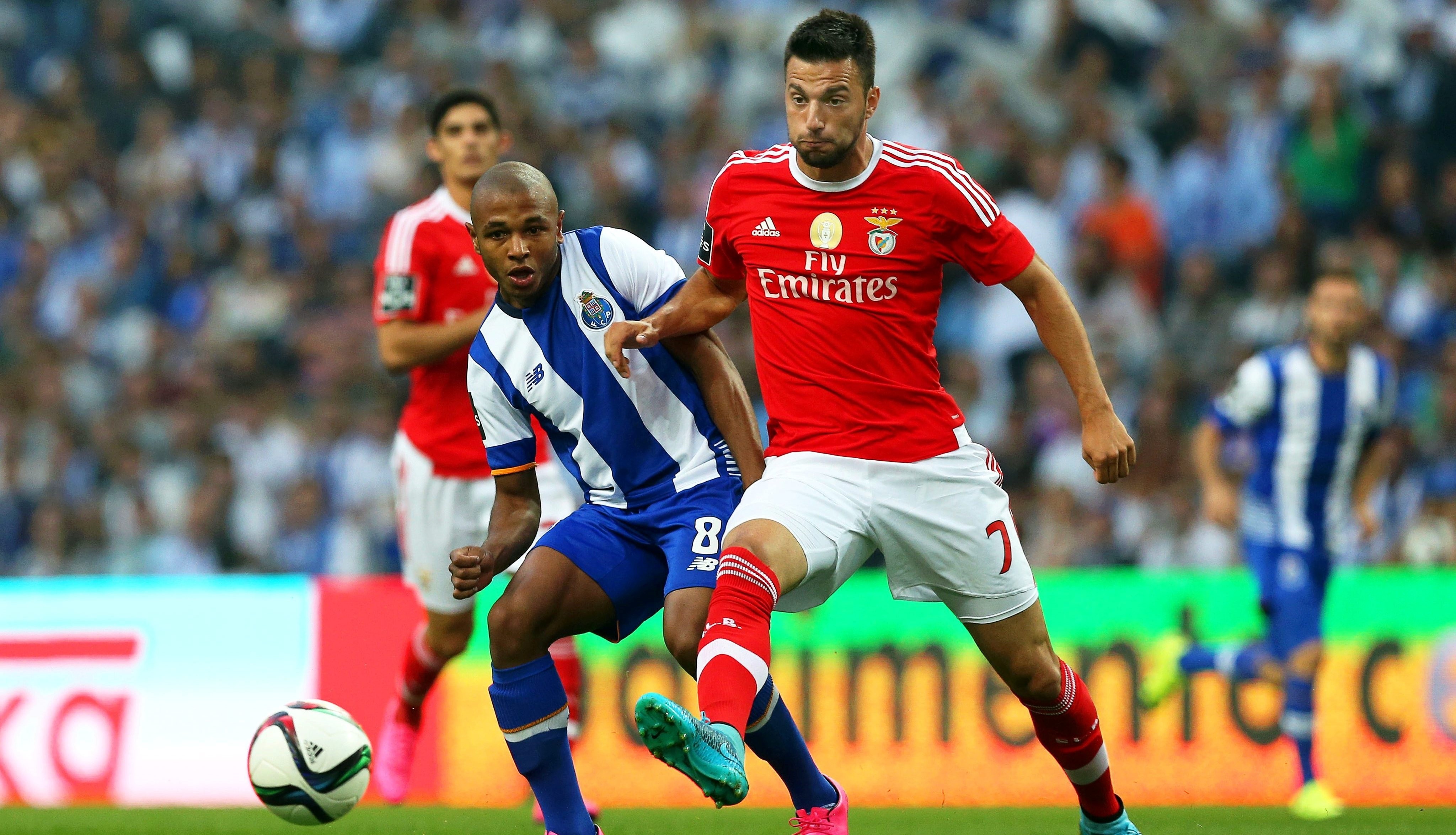 Vieira não cede e Samaris também não